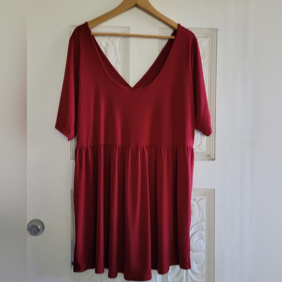 Torrid Women's Plus Size Burgandy Red Top Size 3X - Picture 2 of 3